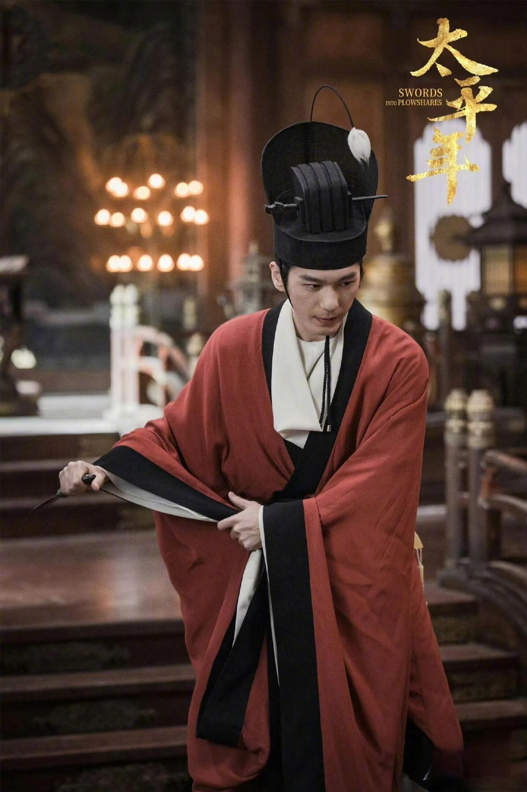白玉兰最佳男主首次迎来90后男演员入围肖战白宇打破这一年龄代际 白玉兰男主提名迎