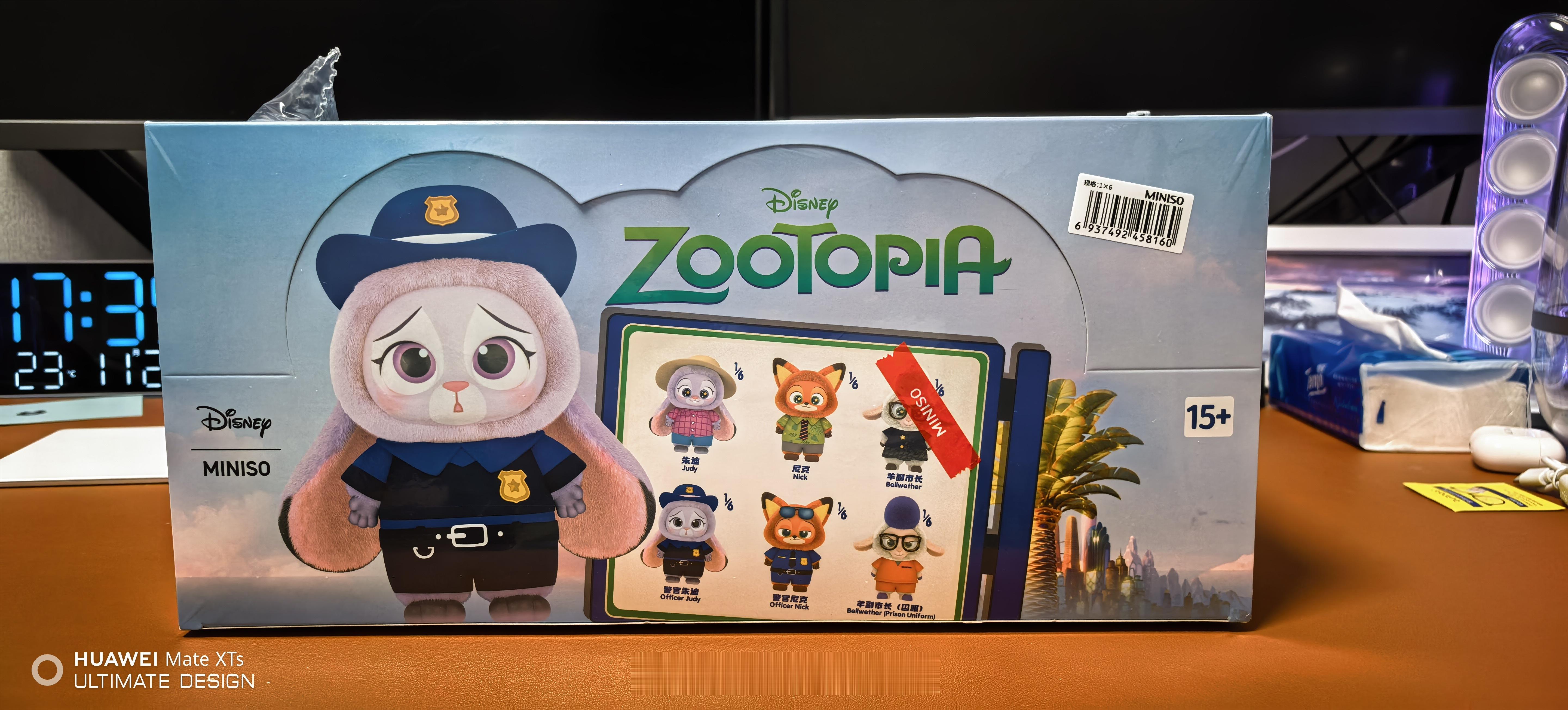 最近疯狂动物城2很火爆啊~买了一端盲盒~都挺可爱的~不过这个盲盒居然没有隐藏款