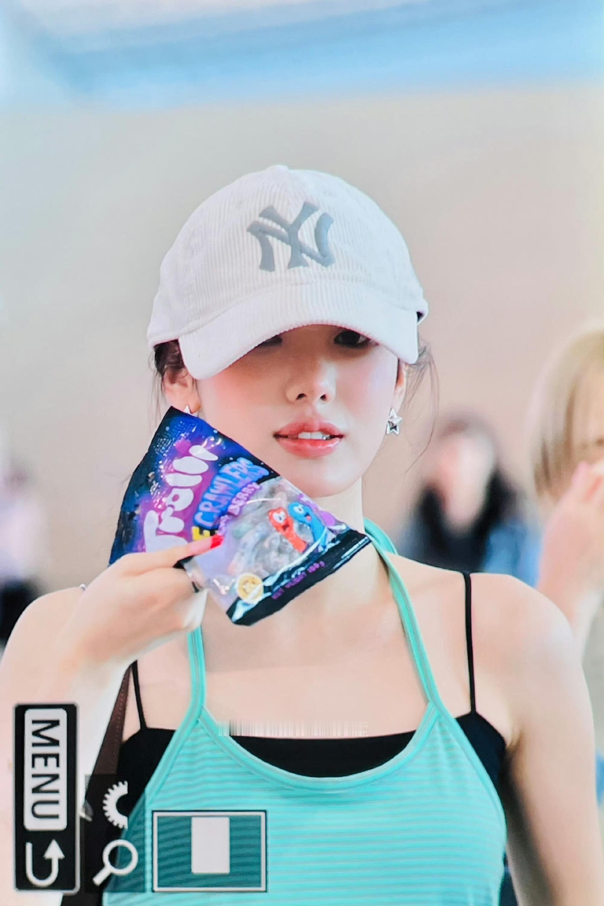 薄荷味的 𝐬𝐮𝐢 李守彬 