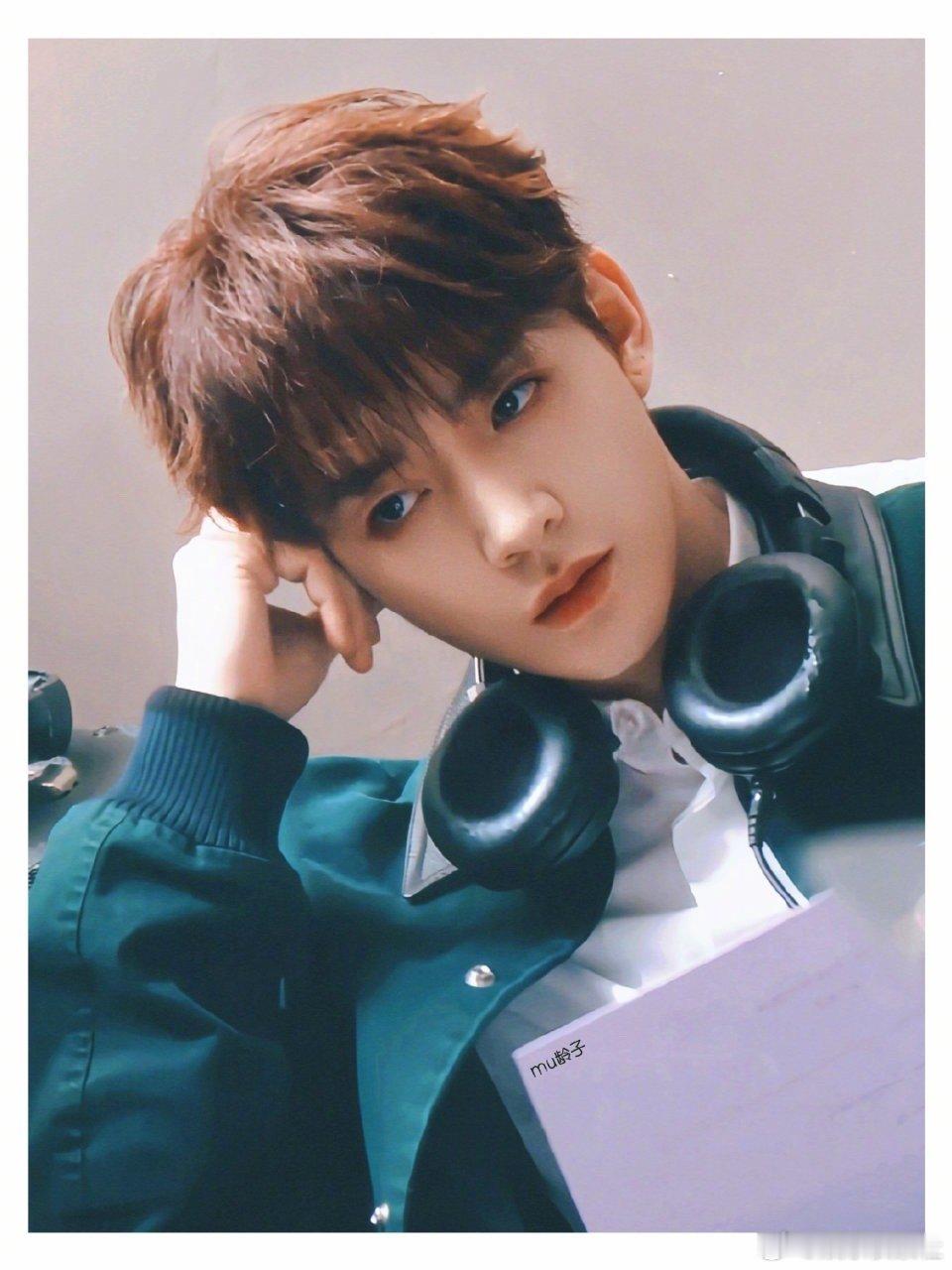 邓为你在想啥呢？