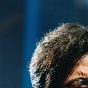 汪峰估计又要哭晕在厕所了！汪峰:巡演继续 然后：1、司晓迪林更新聊天记录砸来一个