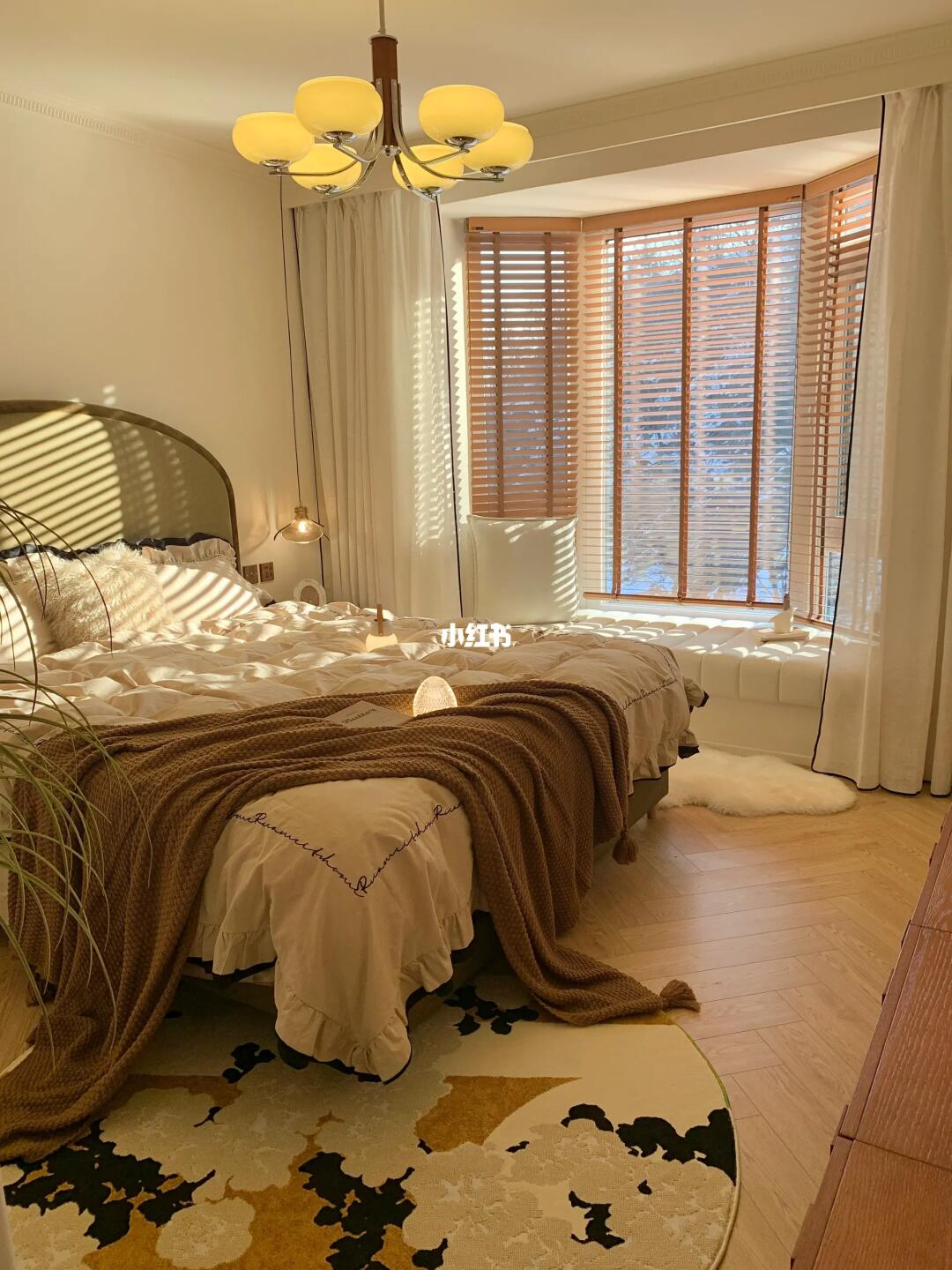 冬日午后的小卧室☀️有阳光真好～