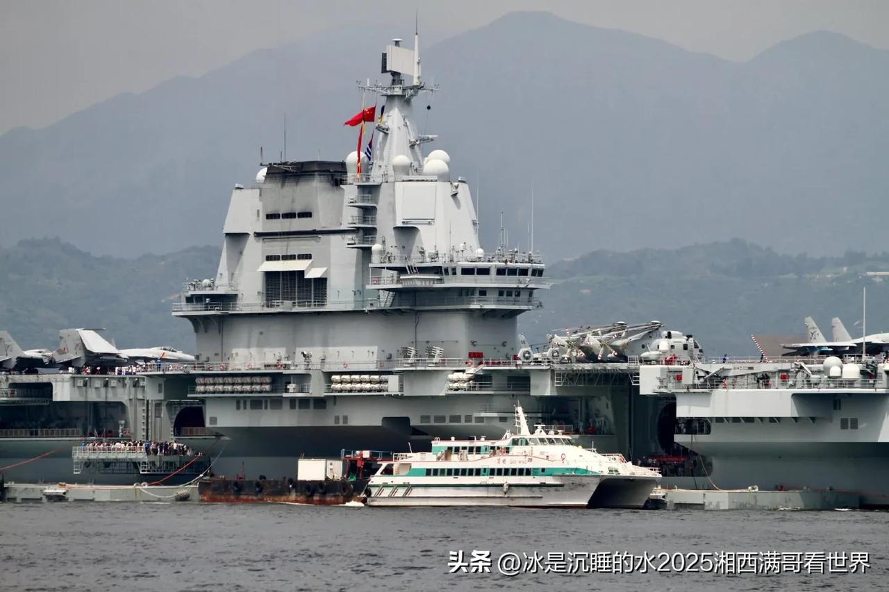 转发分享：
2025年7月3日至7月7日，人民海军“山东”号航母编队首次访问香港