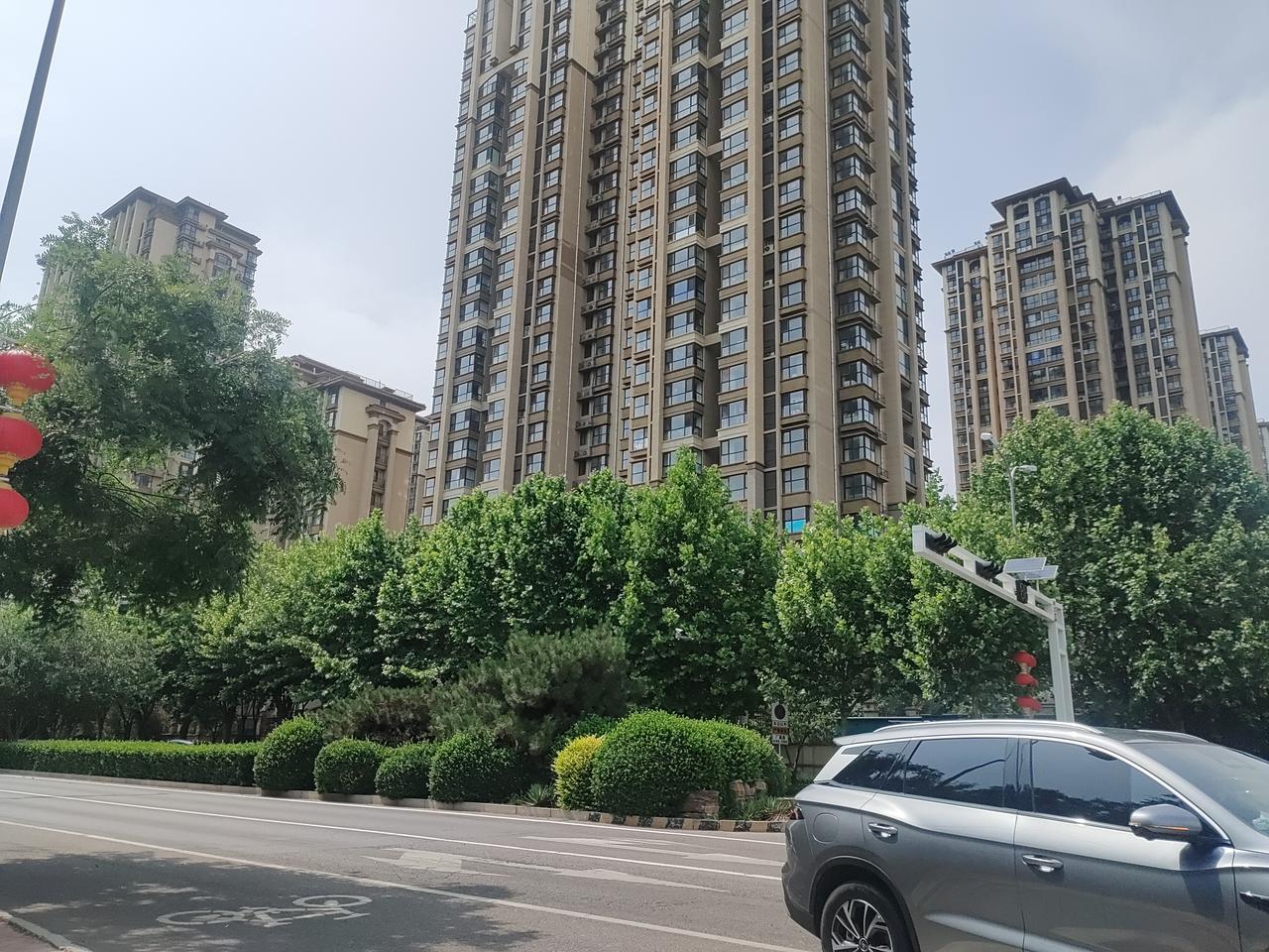 住农家小院好,还是住城市好? 
住农家小院好，还是住城市好，这得看情况。温度适宜