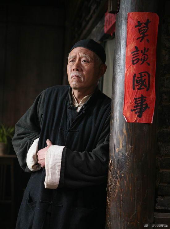 雅迪是电动车新国标起草单位之一电动自行车前面两个字是电动，电动是为了省力且速度，