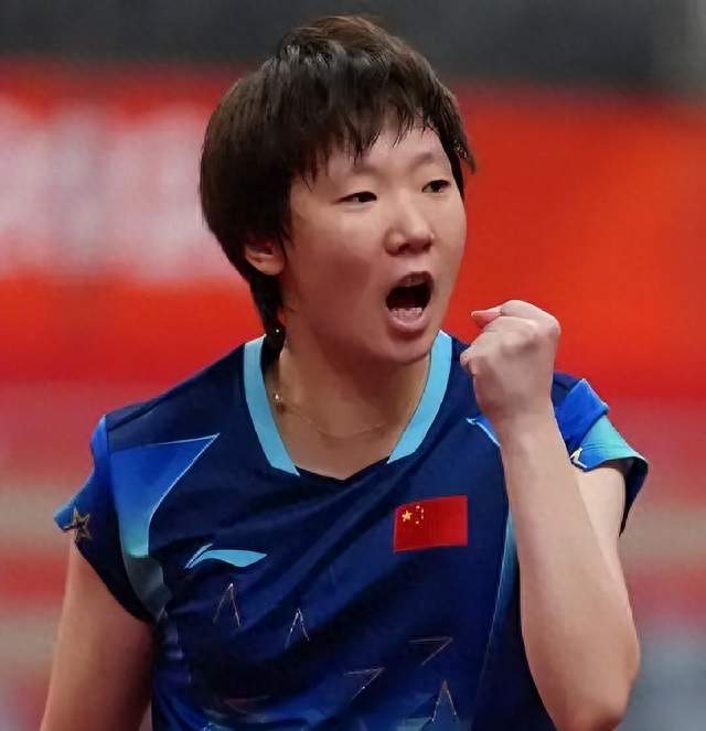 孙颖莎VS王曼昱对比！球技胜率、代言收入，国乒女队核心转移了吗