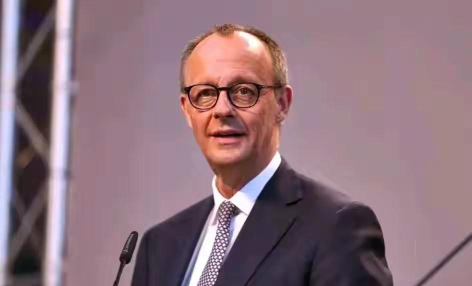 德国总理默茨：乌克兰的命运就是欧洲的命运，这对乌欧可能是决定性时刻！
来源于X原