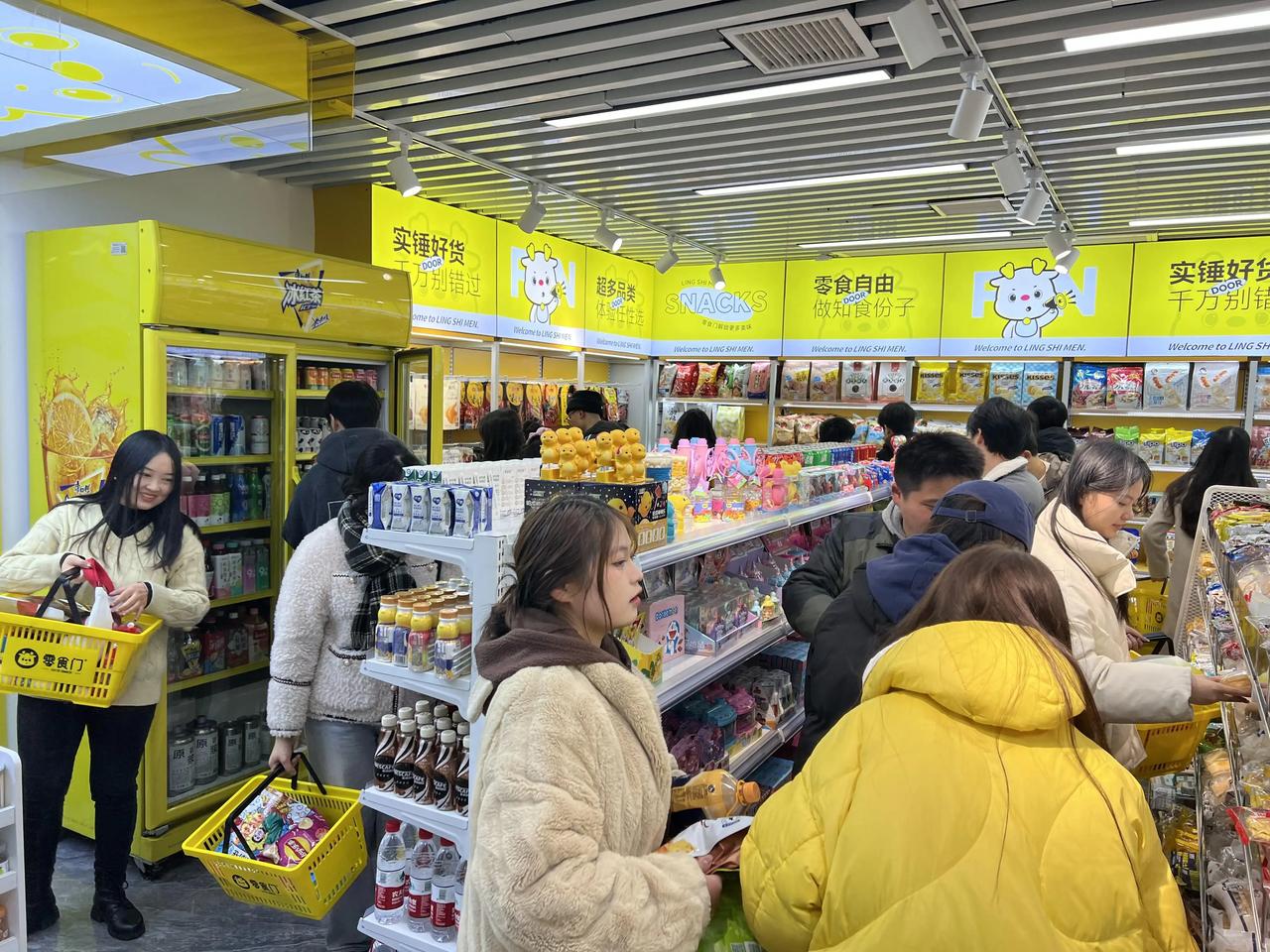 开零食店日均赚 400？投 180 万半年赔光，巨头套路有多深？

你有没有发现