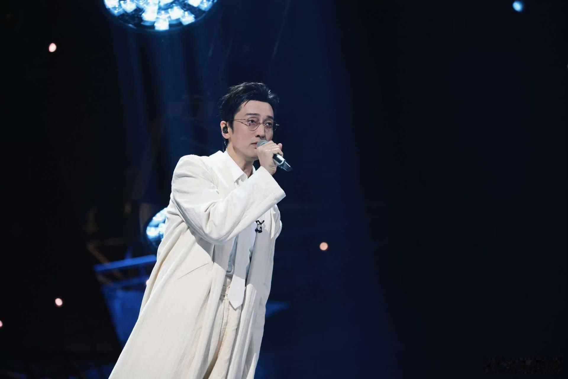 消散对白 好听 循环播放王传君的消散对白停不下来，他的声音自带治愈感，缓缓诉说歌