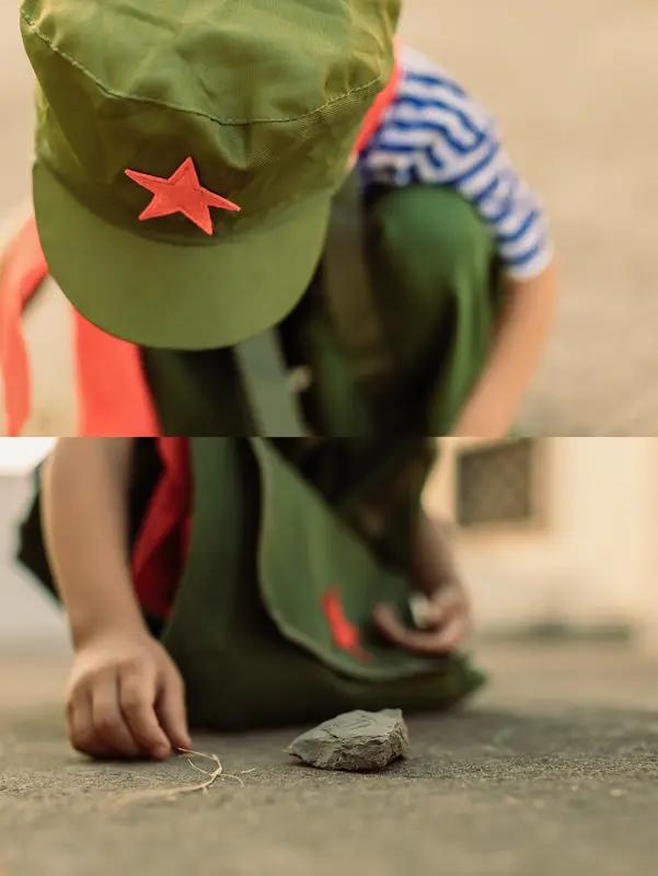 我记忆里最便宜的冰棍是三分钱一根。夏日午后，阳光把柏油路烤得发烫，就听见“冰棍—