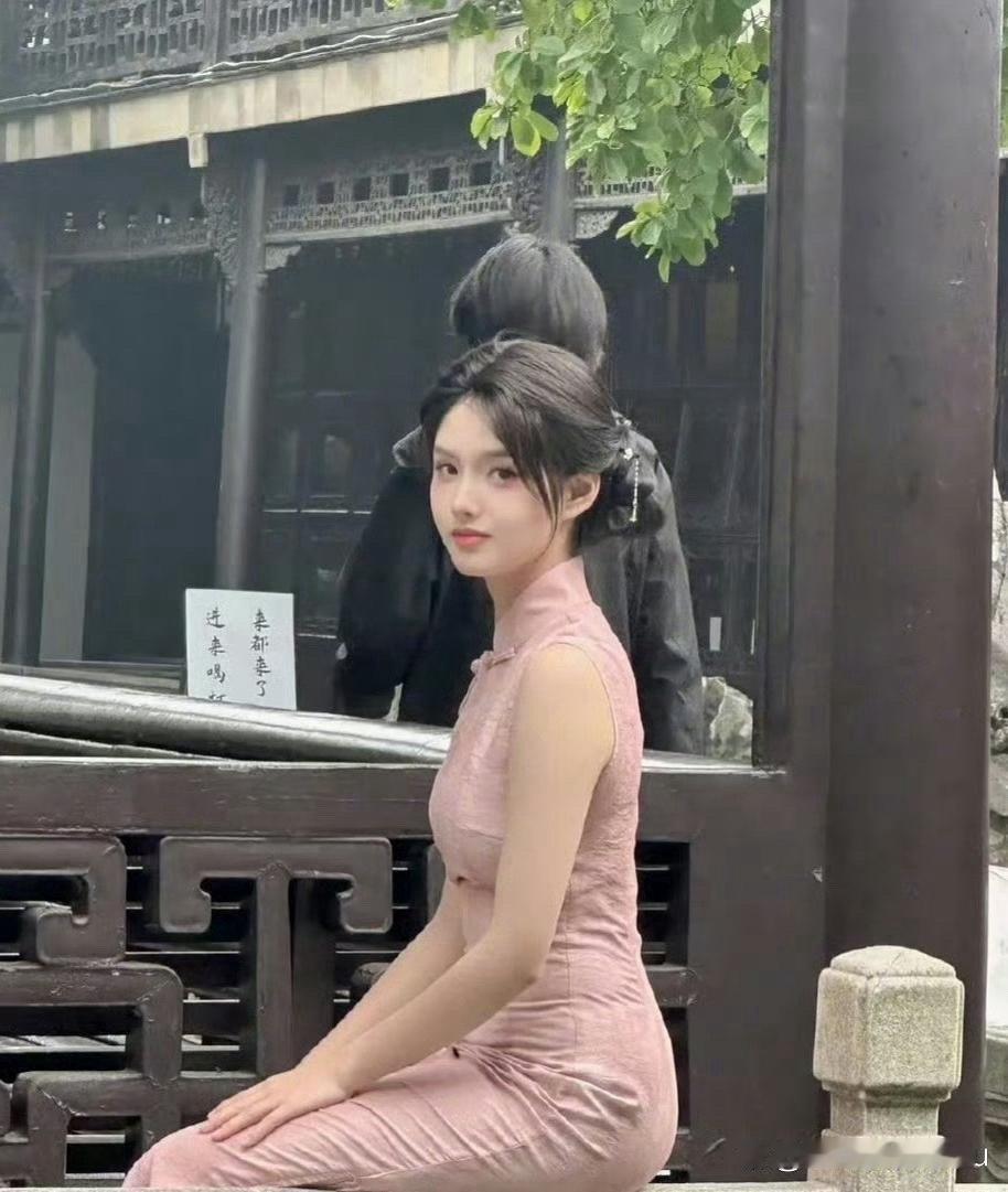 16岁的艾米，未来可期啊，感觉很快就会红了 