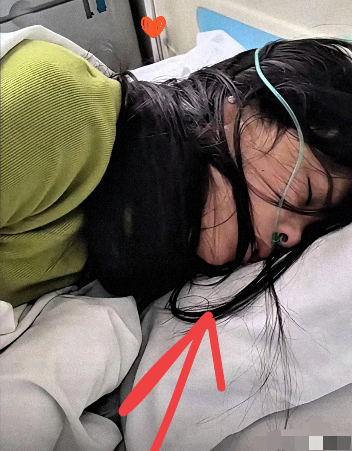 拒绝签谅解书
意味着谁来调解都没用了
为啥？因为这对夫妻，至今都没道歉，连像样的