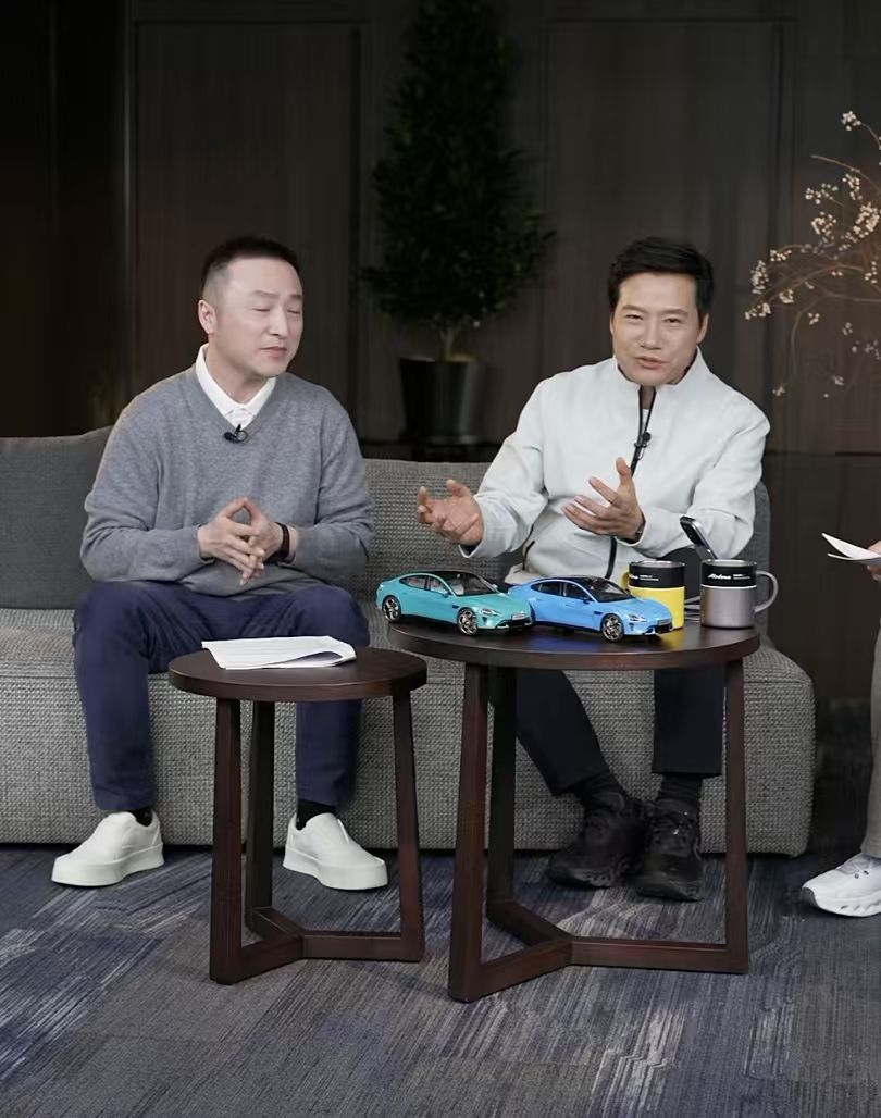 【】 1月7日， 徐洁云现身雷军直播。雷军：整个小米做了非常认真的调查，也经过管