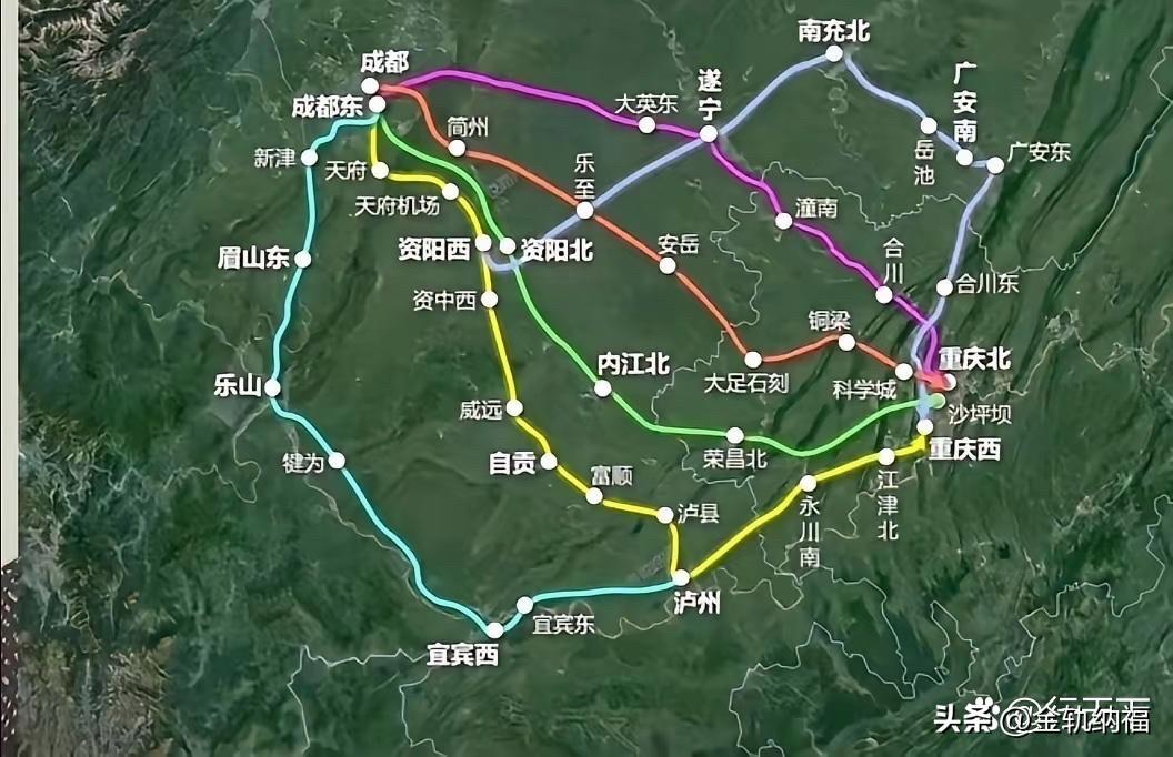 成渝之间如今铁路越建越密，密度几乎看齐沿海发达地区，本意是想带动沿线一众中小城市
