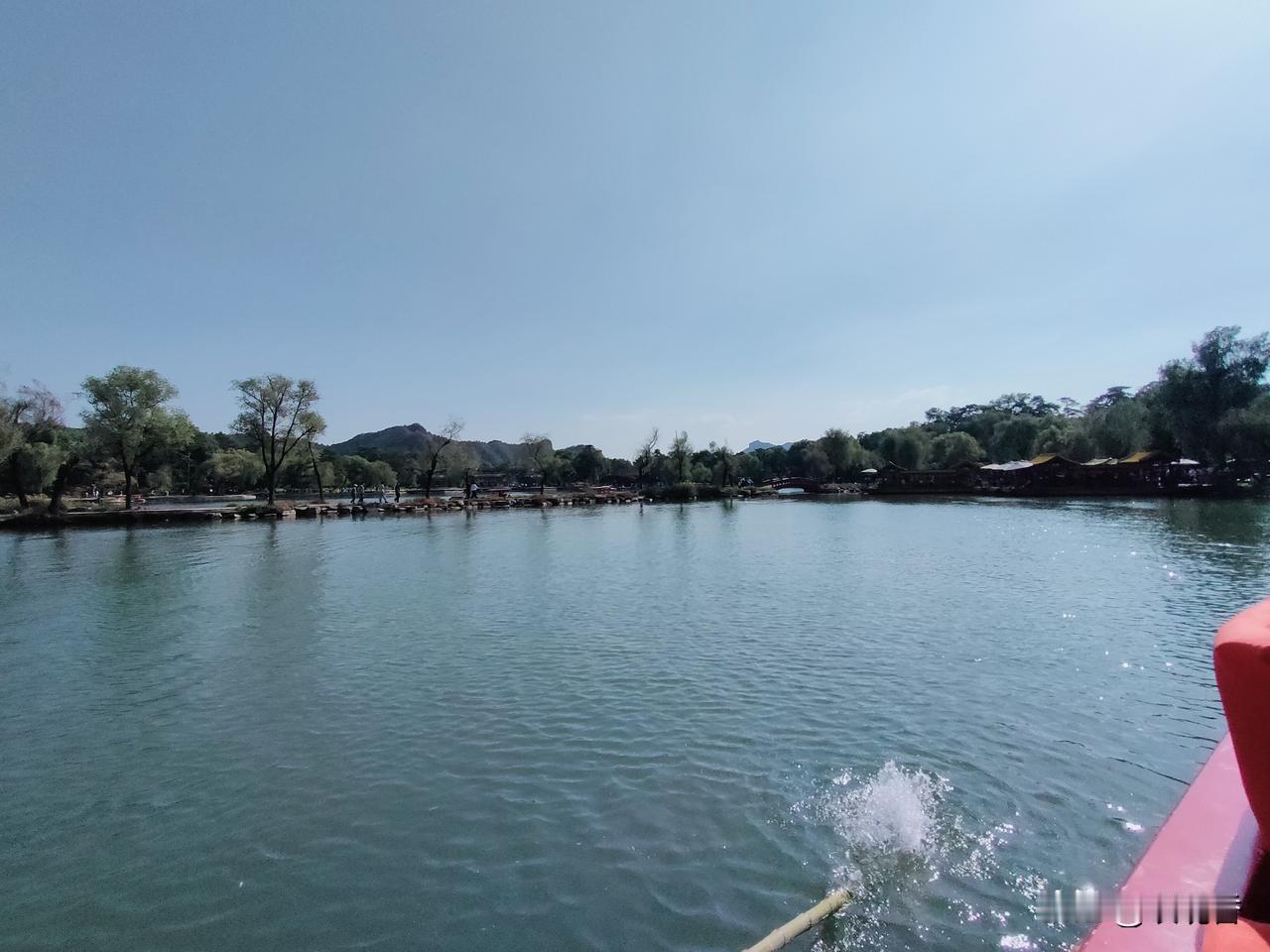 人生感悟,为什么烦恼总是存在?
这很正常，因为人想法太多，欲望太大，知足常乐的心