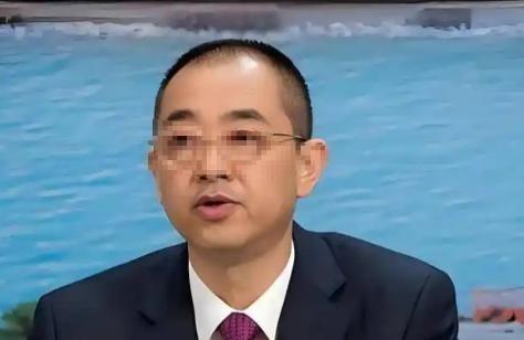 “藏到美国也没用！”刚被曝在加州躲了四个月的恒大前总裁夏海钧，彻底笑不出来了，香