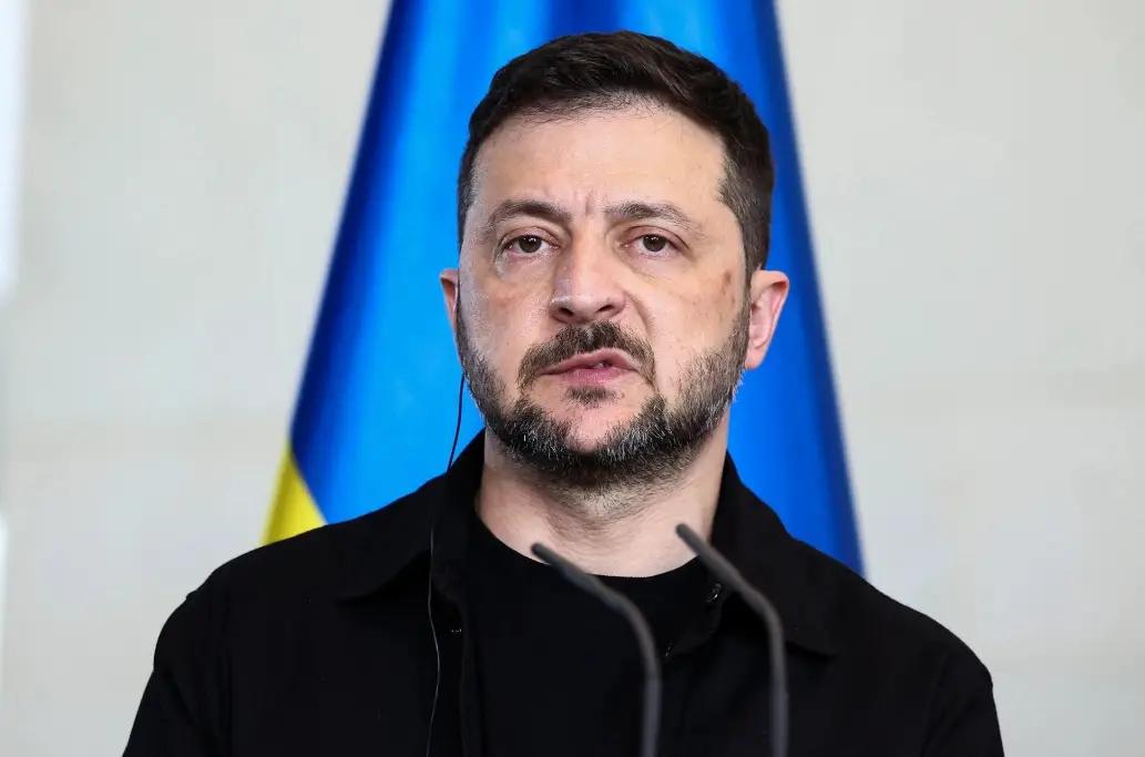 乌克兰：挣扎求生，大国博弈下的棋子，路在何方
乌克兰危机很麻烦，牵扯太多，各方都