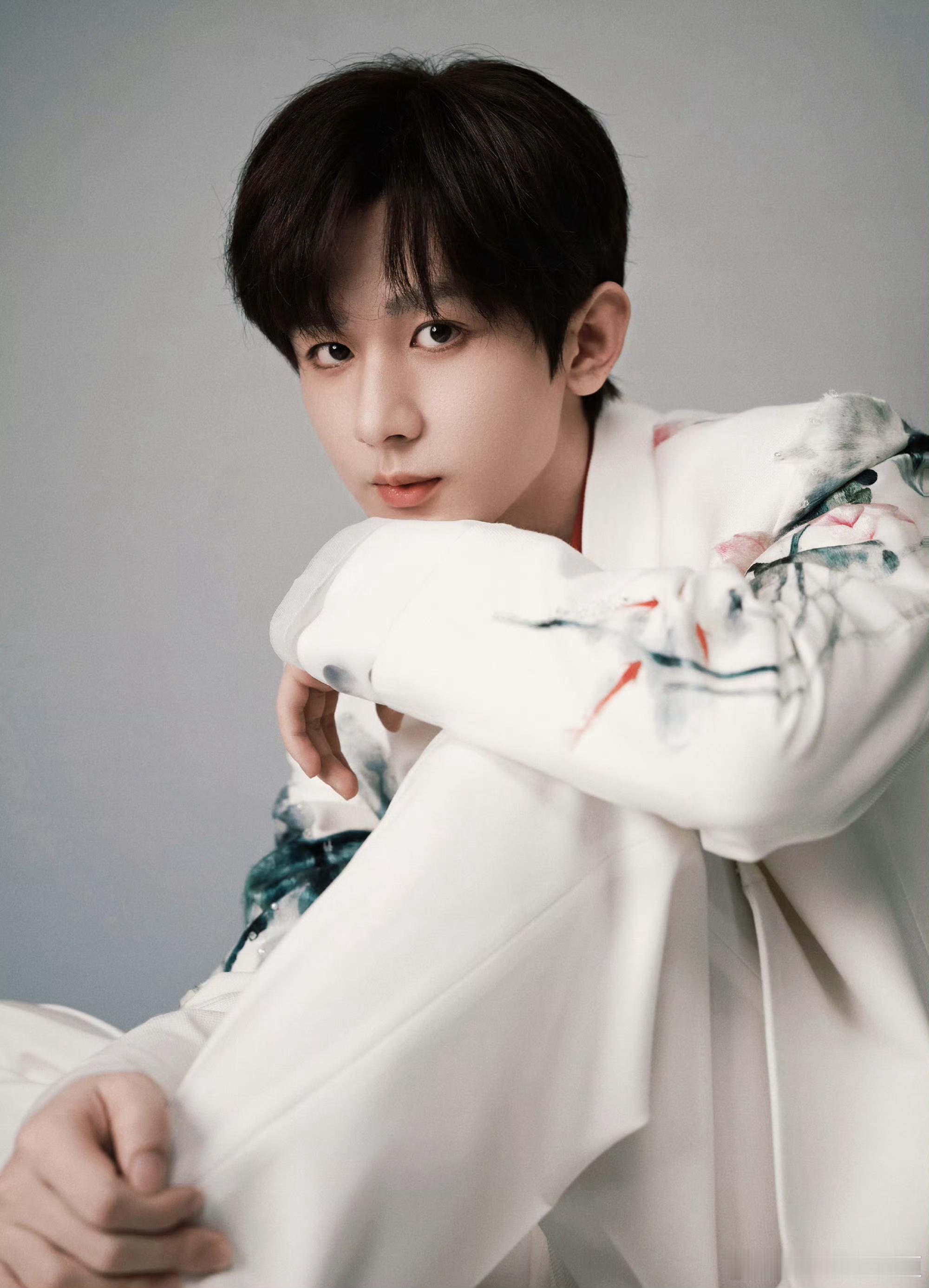 G成毅两京十五日cy成毅朱瞻基希望日出是你，日落是你。你只管大步向前走，好好做自