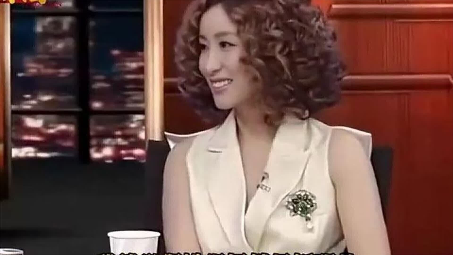 一口气看完  秦海璐谈论男女那点事，听得窦文涛也绷不住，太敢
