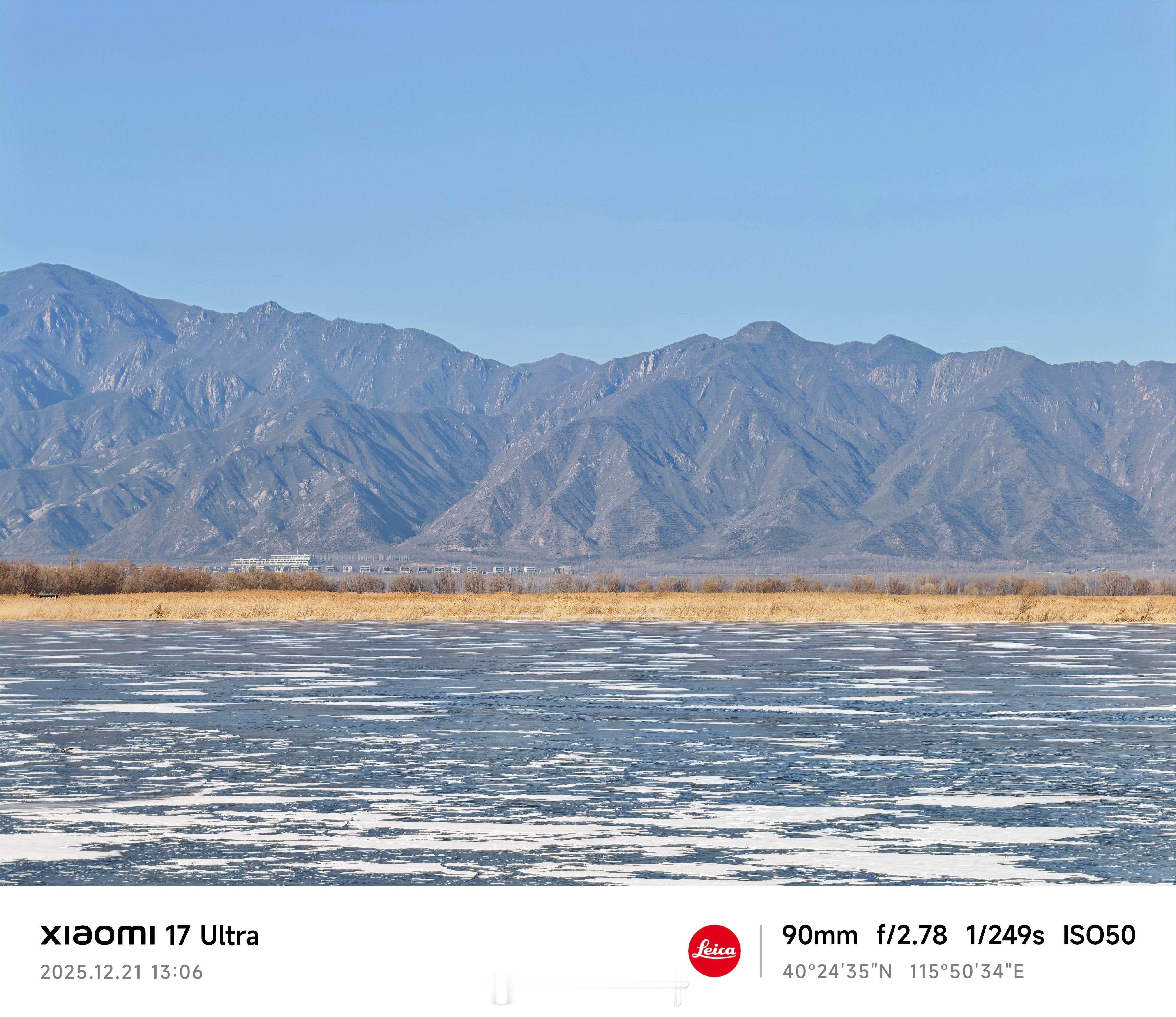 小米 17 Ultra 中长焦，90mm随手拍来一组，这代夜景能力很强。 