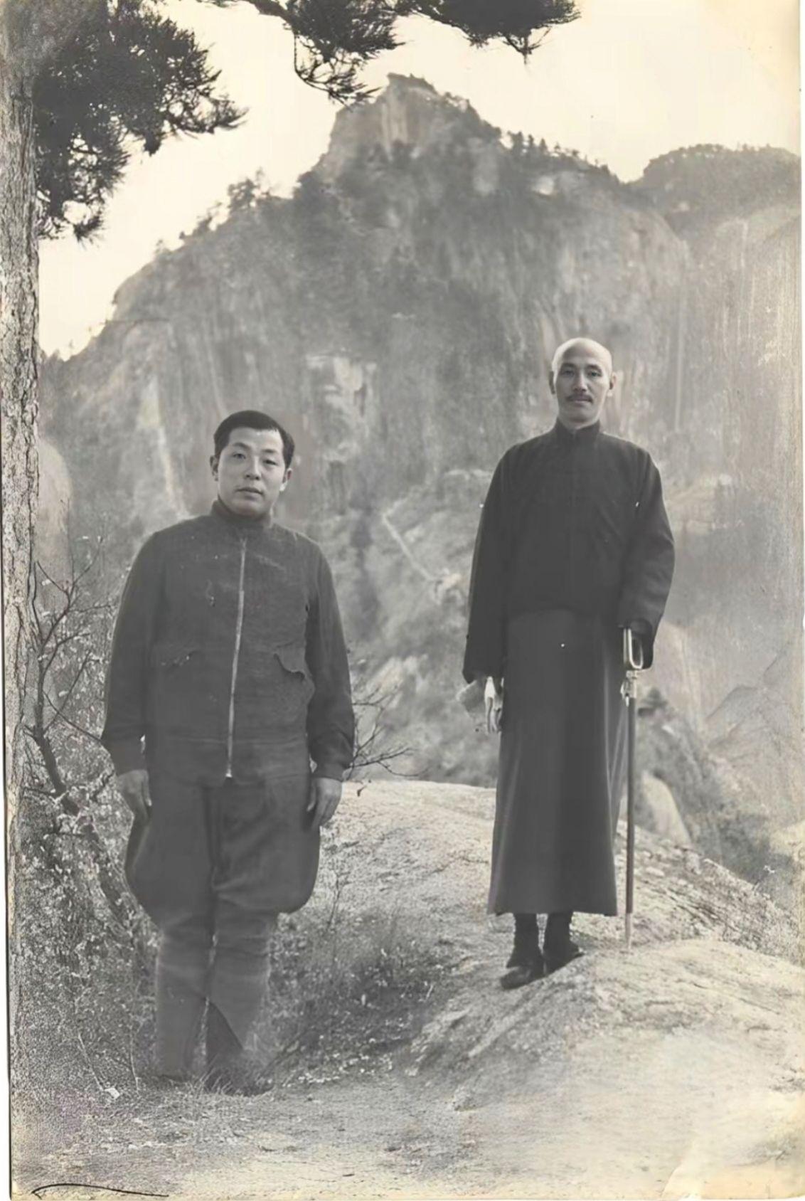 蒋评价张： 汉卿小事精明 大事糊涂