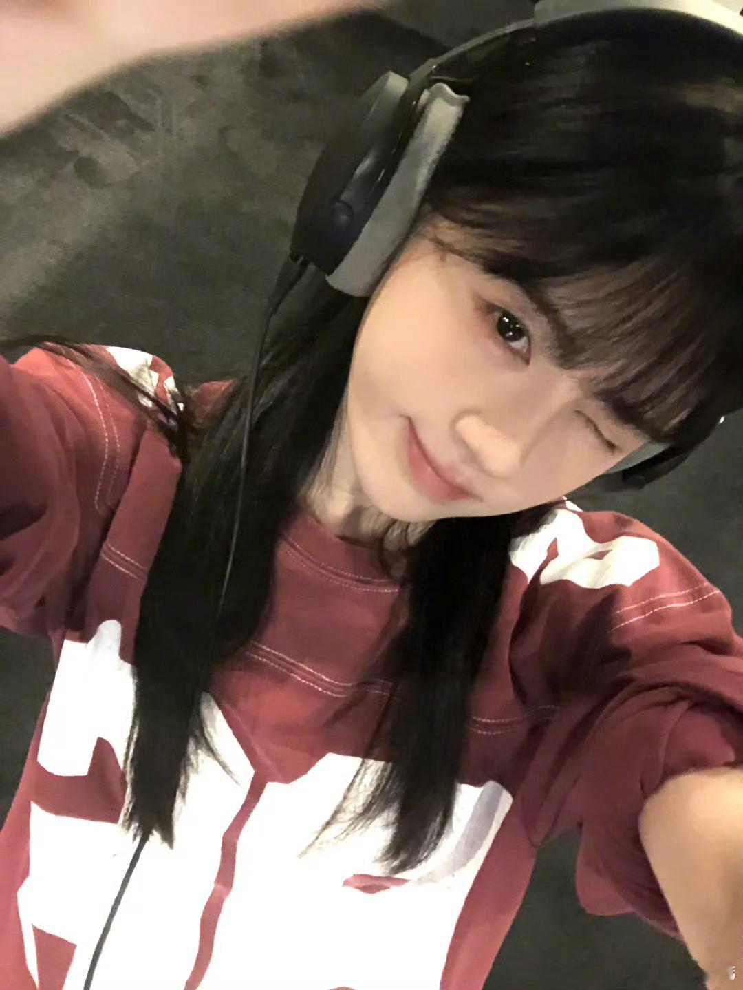jjy鞠婧祎来战jjy鞠婧祎阿黛.山茶花还未开满蜜橘对鞠婧祎的爱从未停歇