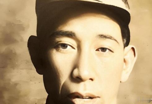 1949年，四野猛将杨国夫看着昔日战友们一个个升官南下，自己却被一纸调令派去地方