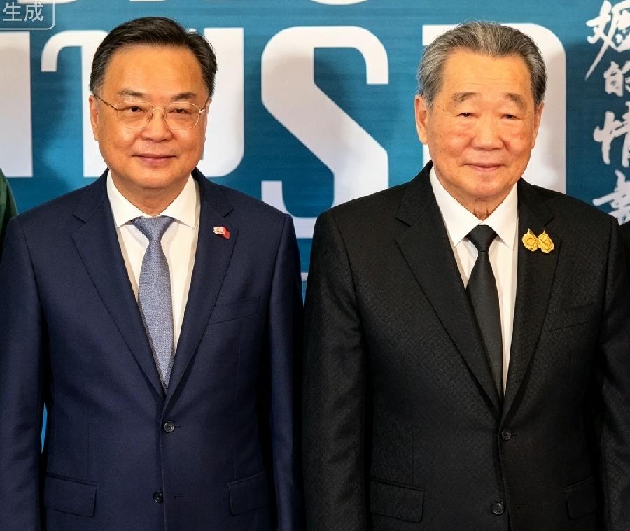 给阿嫲情书泰国首映，中国驻泰国大使张建卫，泰国华裔首富谢国民，正大集团老板，官方