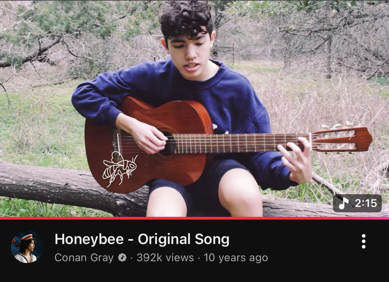 【妈娅！这是什么绝美闺蜜情？】十年前，Conan Gray 发行了自己的原创曲《
