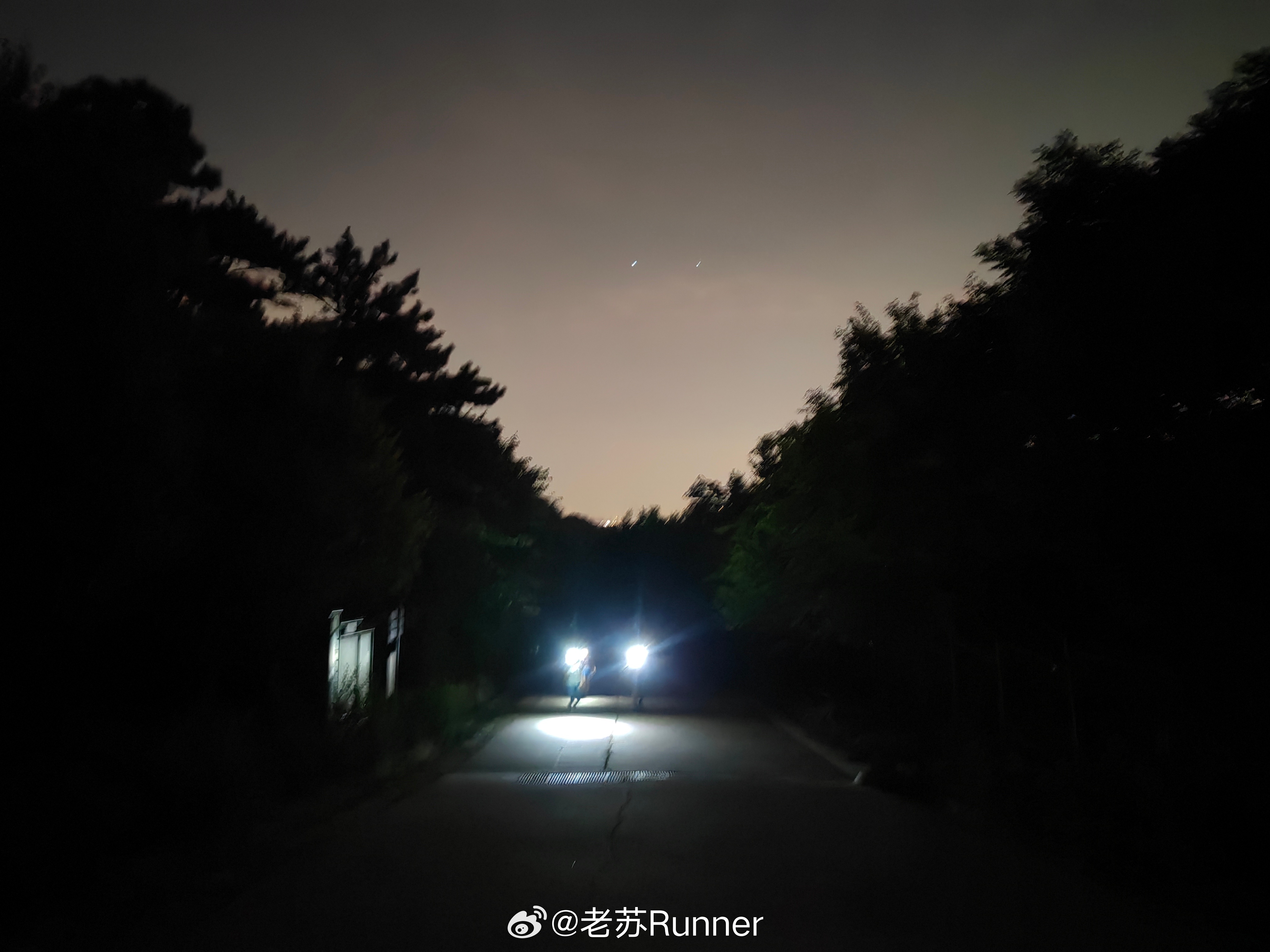 21岁男生遗体在南太行崖底被找到年轻人胆子大，往往容易忽视户外安全意识。户外运动