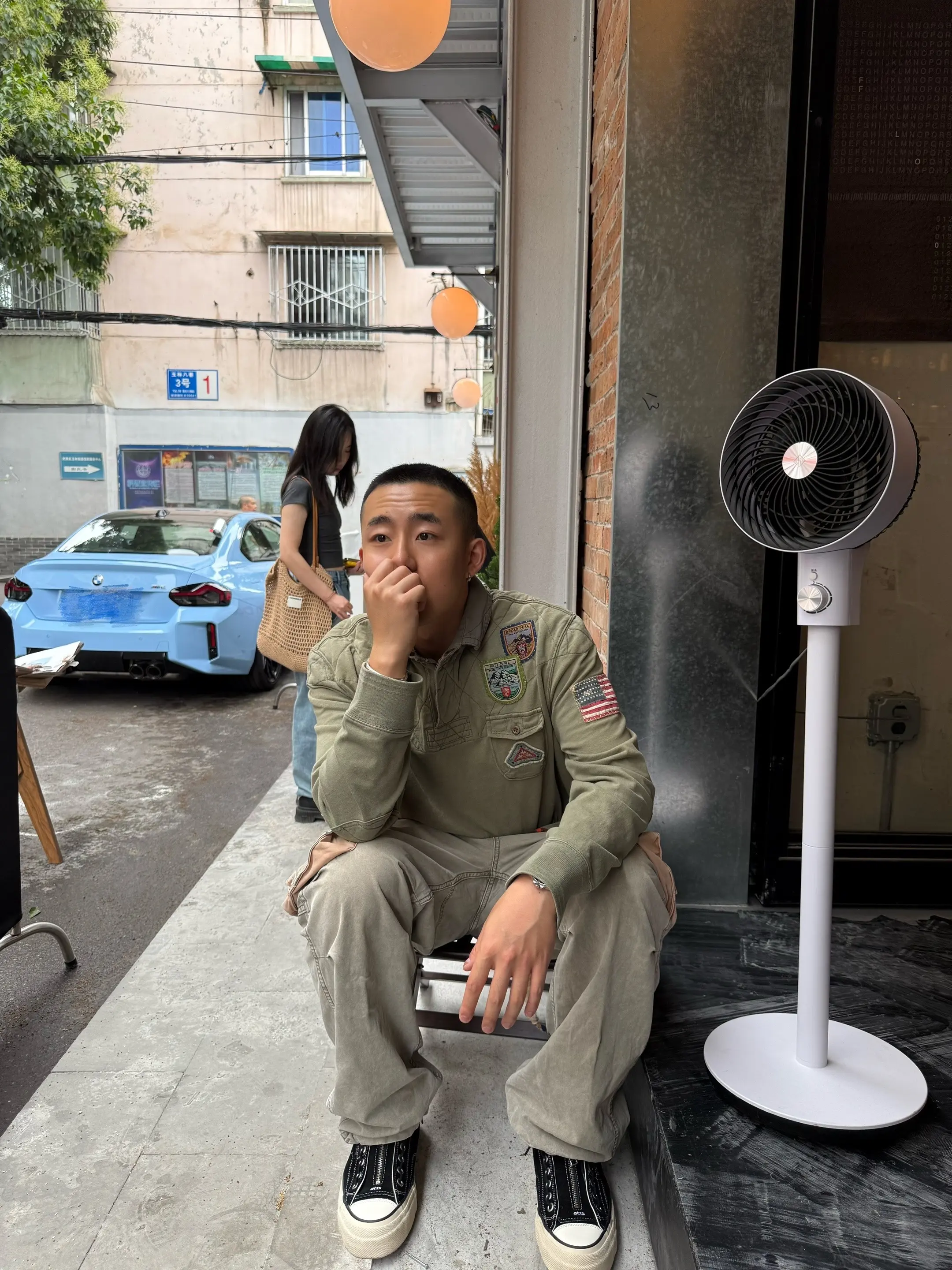 今年夏天最后一件长袖～