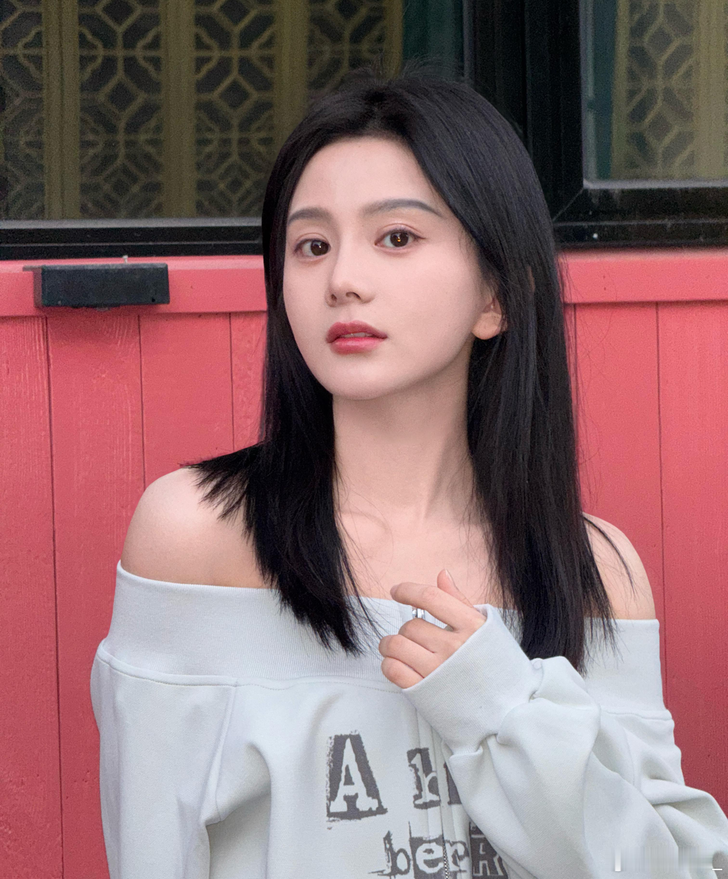 马秋元[超话] 在热爱里，很慢，很踏实[抱一抱]Ps：健身小苦瓜马上会拥有甜甜的
