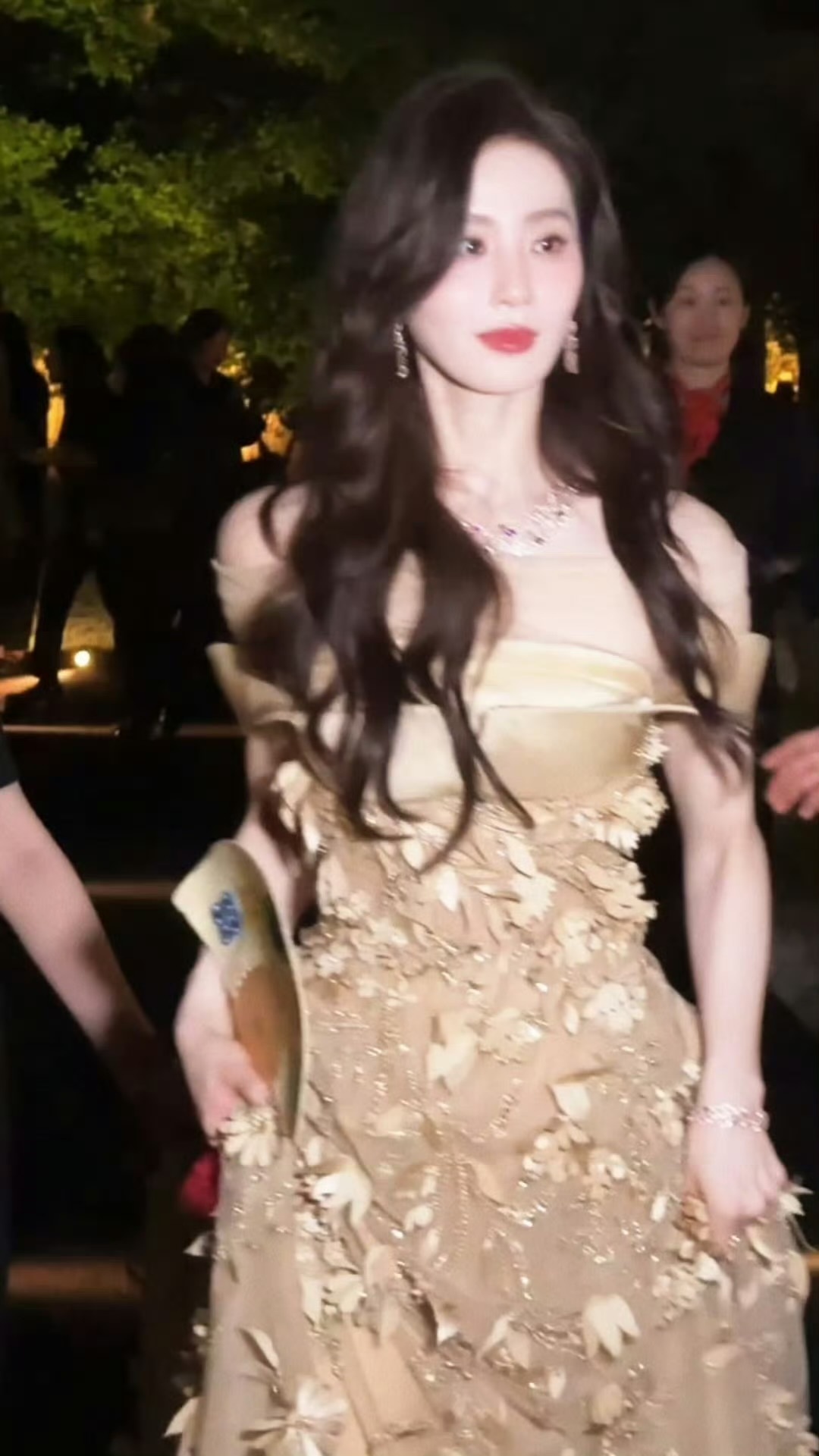好美的老姐 