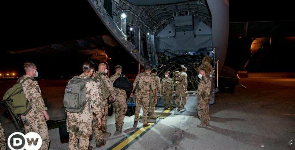 【德国防部长皮斯托里乌斯1月25日晚批评了特朗普有关美国盟友在阿富汗战争中缺乏作