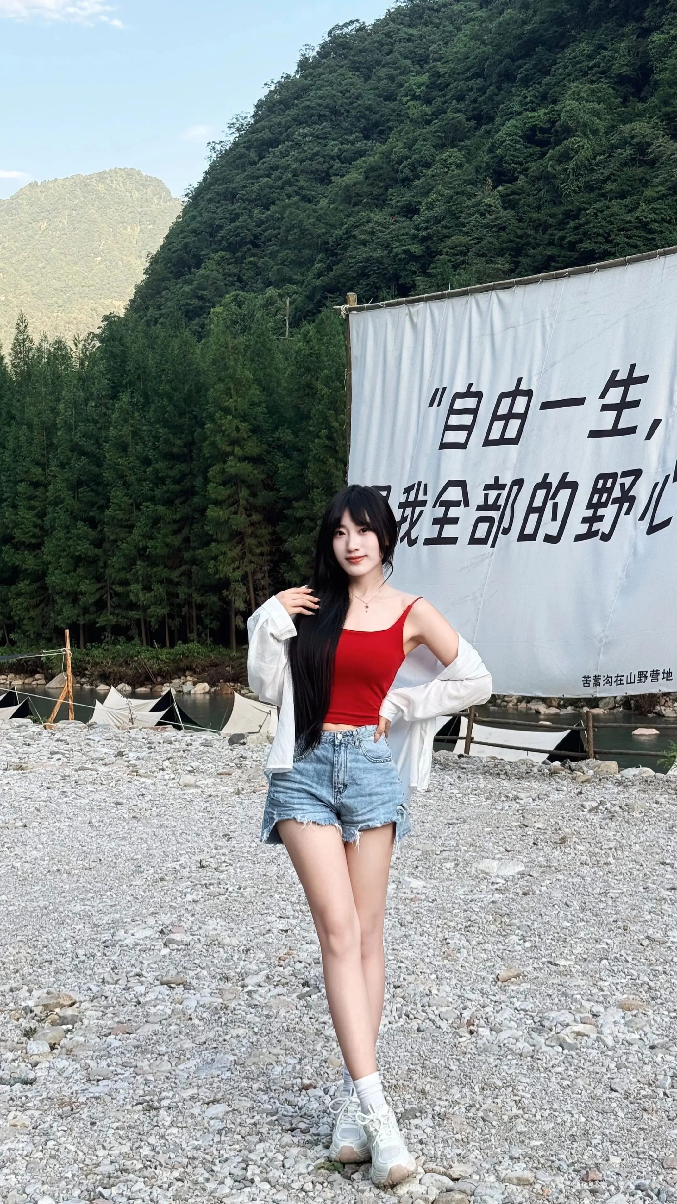 对你感觉强烈    却又不太了解   只凭直觉