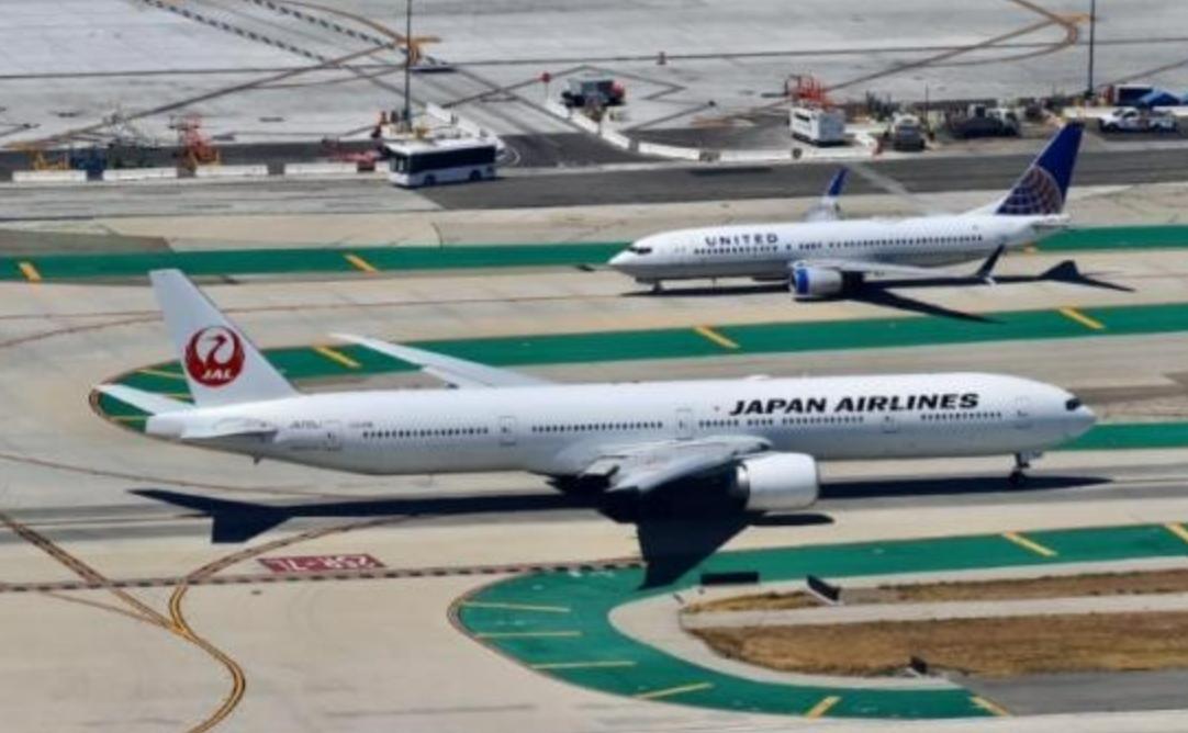 有人提出建议：中国可以参考俄罗斯的做法，不允许日本民航飞机过境中国领空。如此一来