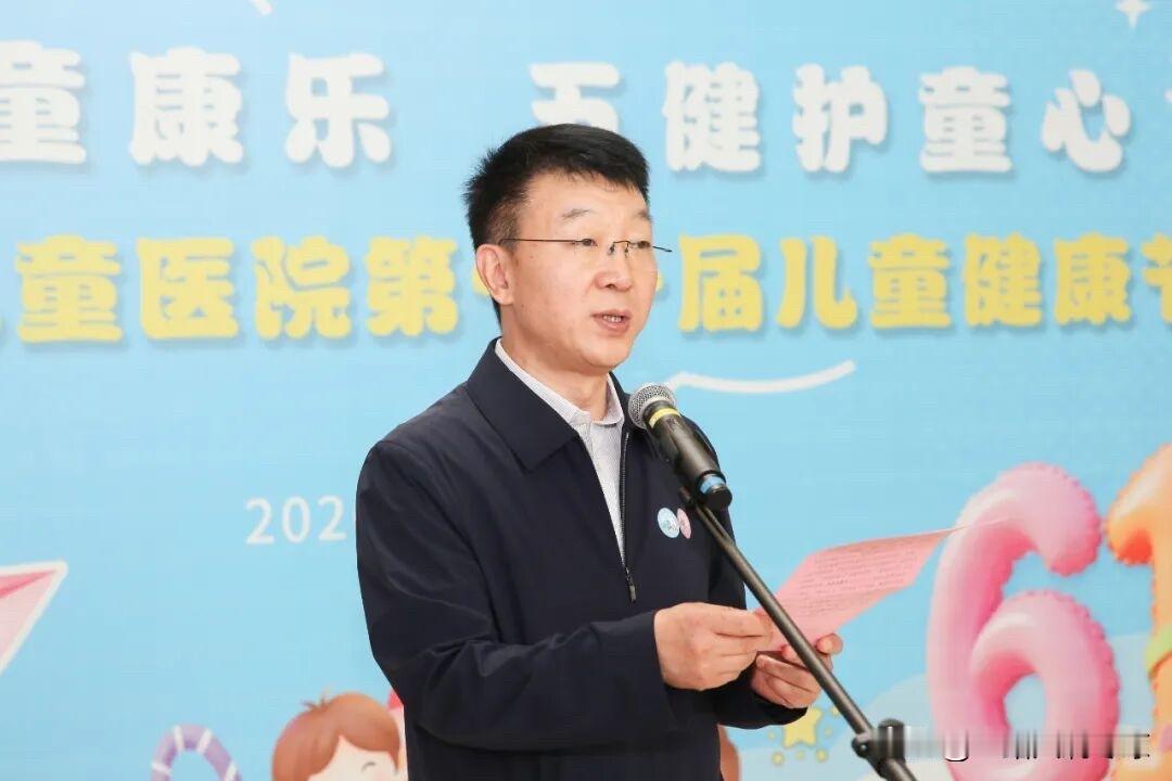 马高峰任河南省儿童医学中心主任
马高峰长期在河南省卫生健康系统从事医政、应急与行