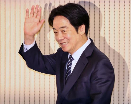 赖清德窜访黄了！
 
昨天对岸最大的新闻，莫过于赖清德原定明天出发的斯威士兰窜访