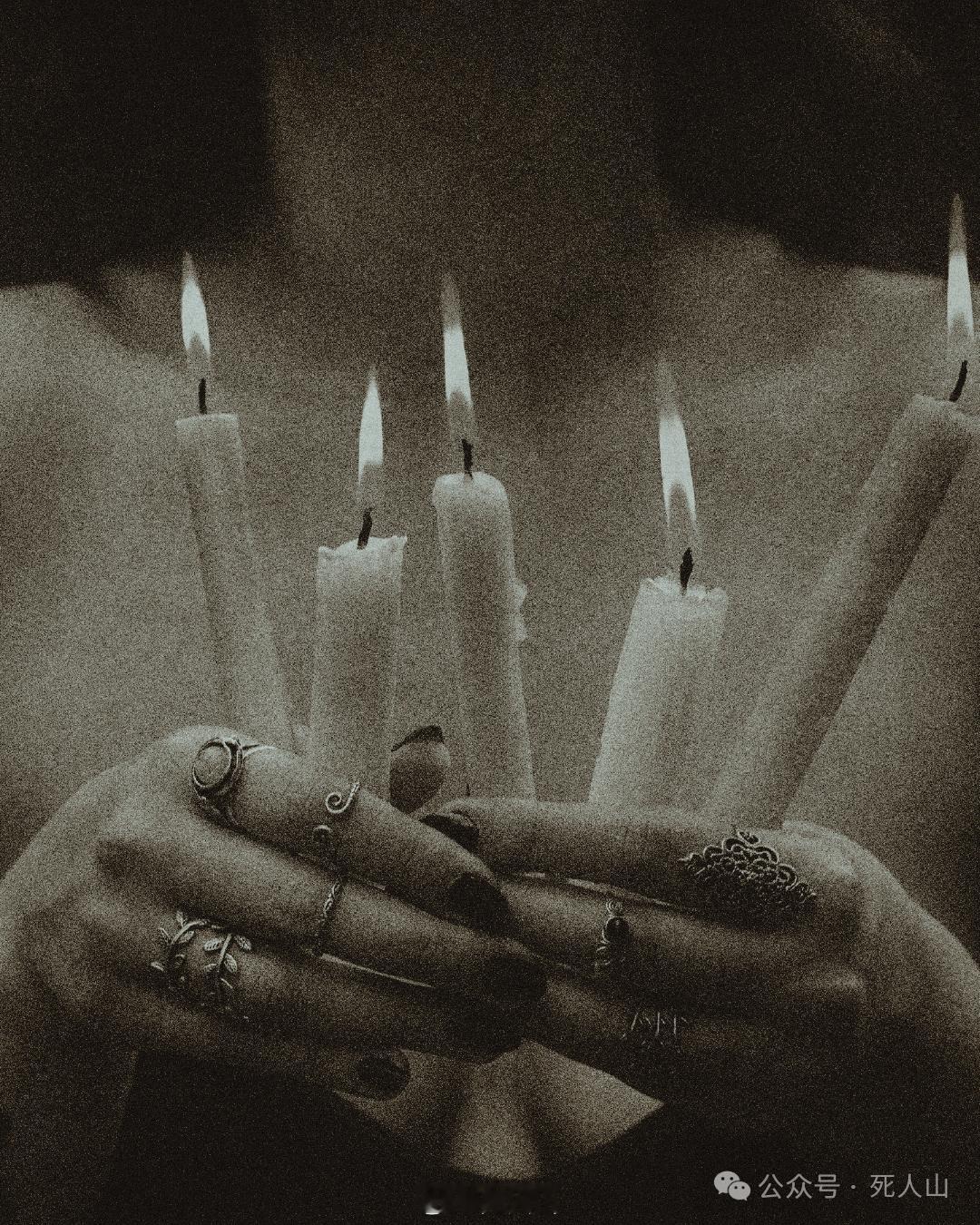 八月的午夜 | 𝕸𝖎𝖉𝖓𝖎𝖌𝖍𝖙 𝖎𝖓 𝕬𝖚𝖌𝖚𝖘