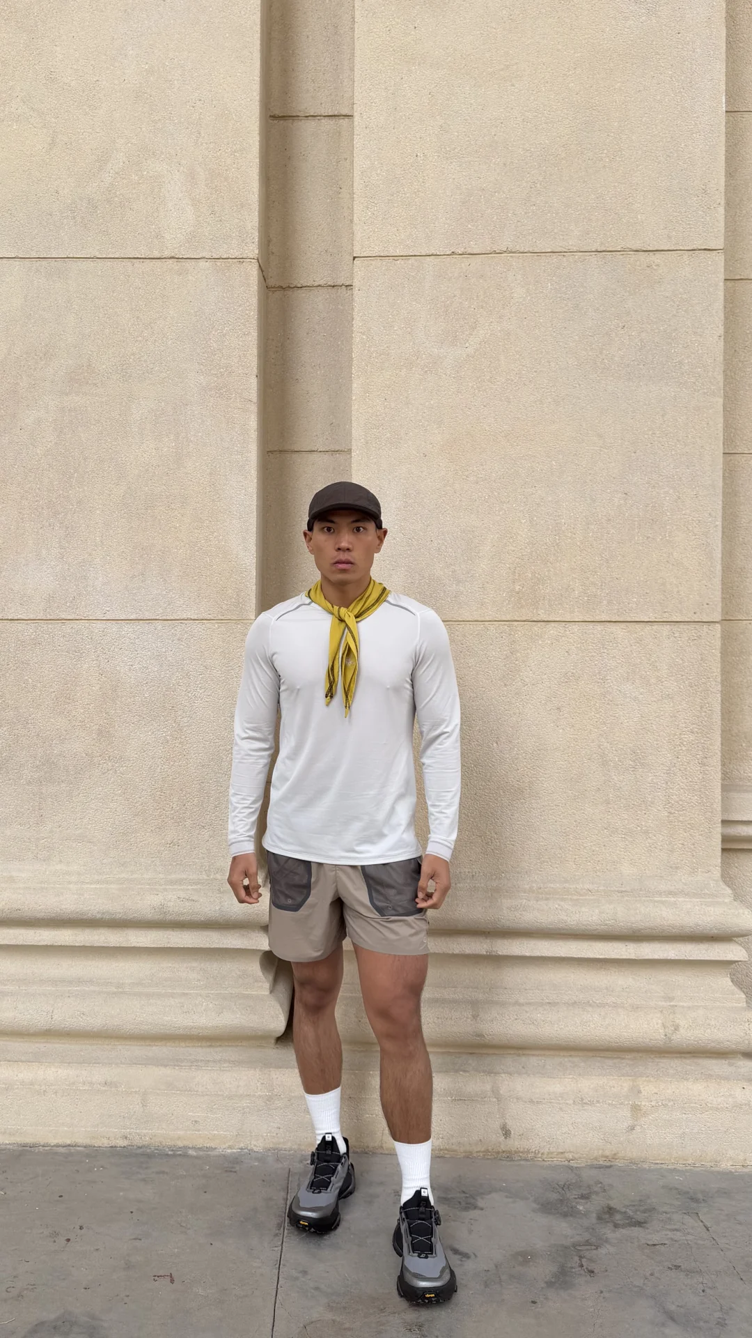 火遍时装周的跑山鞋｜最近几乎焊在我脚上