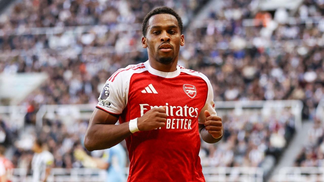 媒体分析廷伯的伤情时表示：球员可能是外侧踝关节扭伤，若结构损伤至少休3周。
目前