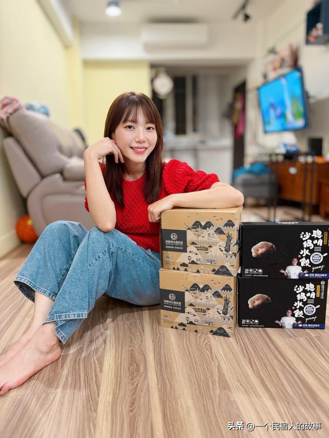 青鸟主持谭伊伦最近没那么勇了
TVBS王牌政论节目《新闻大白话》14：00-16