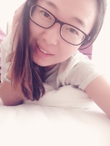 娇羽捧汽车