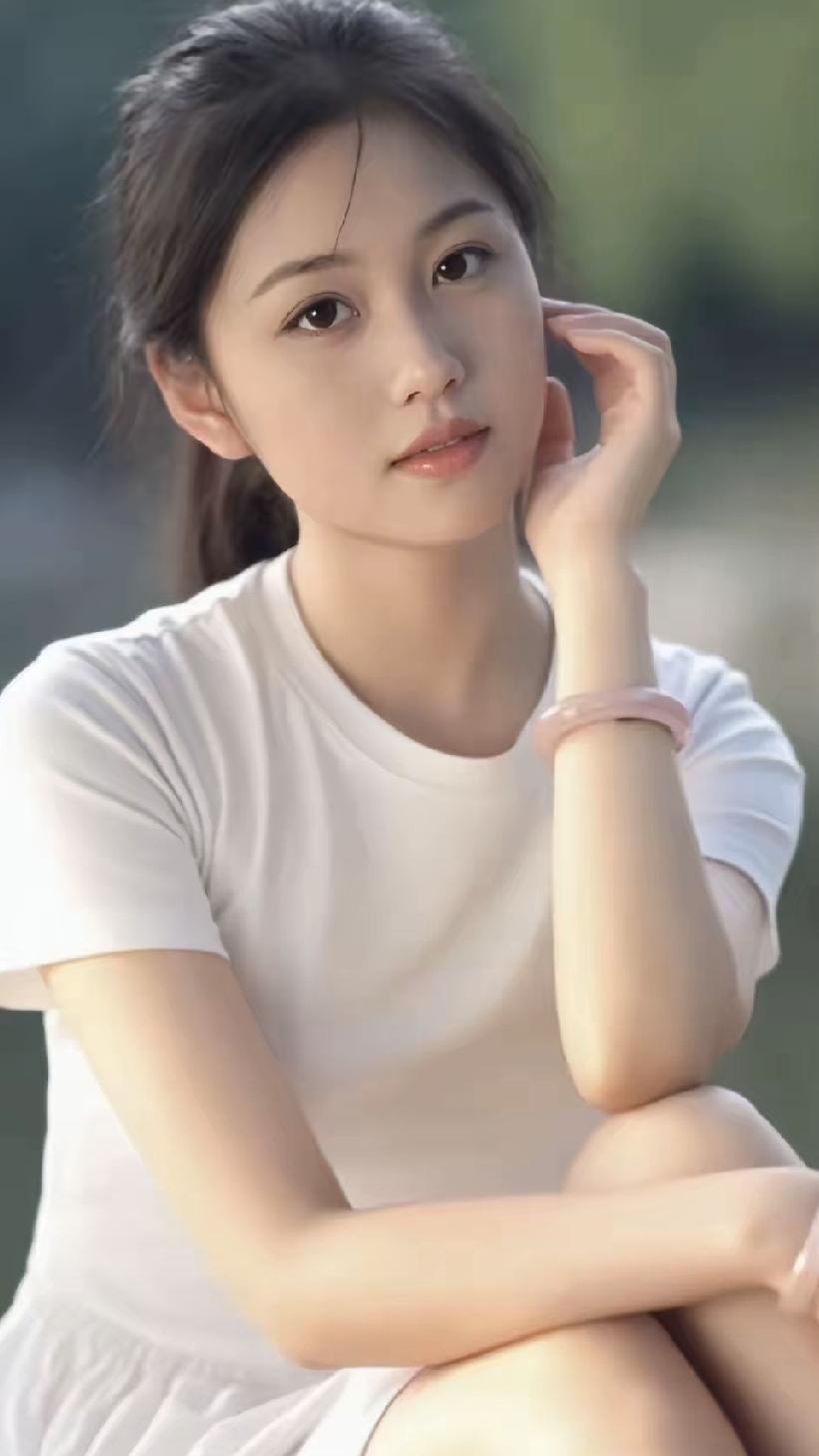 为啥好多夫妻越精明，日子过得越别扭？
 
1. 两人都爱盘算，小事也争执
邻居夫