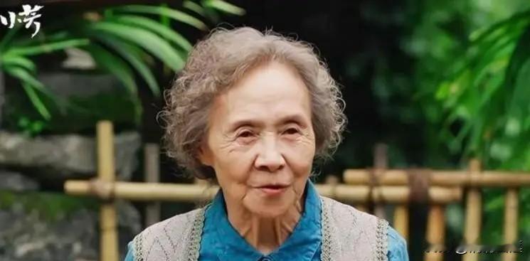 谁也在追电视剧《小芳》呀？

我忘了是谁写的一篇看《小芳》的微头条，说是老戏骨很