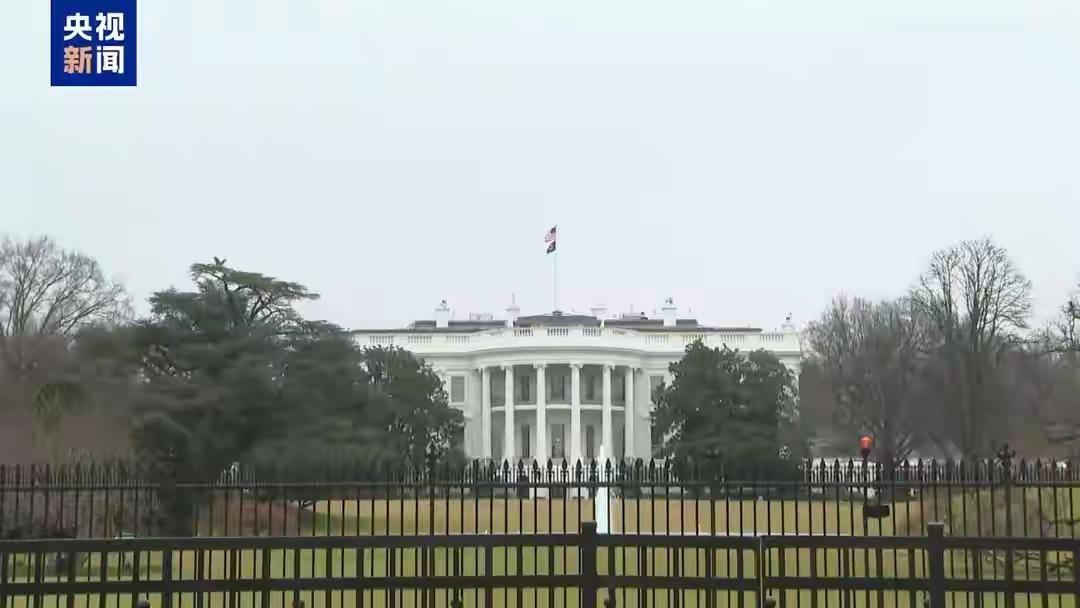 美伊新一轮谈判结束，但局势仍未见缓和。美方“时间表”不断收紧，军事部署与政治施压