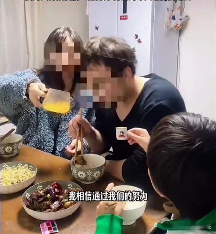 一男子因为经营生意在网上借了30万，眼看着压力很大，还不断滚着利息，再想想自己的