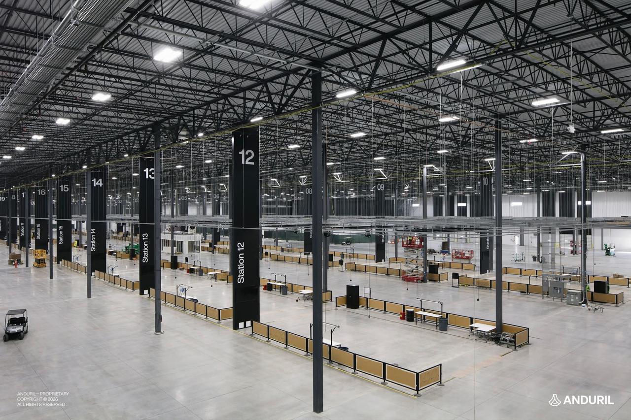 美国安杜里尔公司开始在一号兵工厂生产 YFQ-44A 协同作战飞机（CCA）。