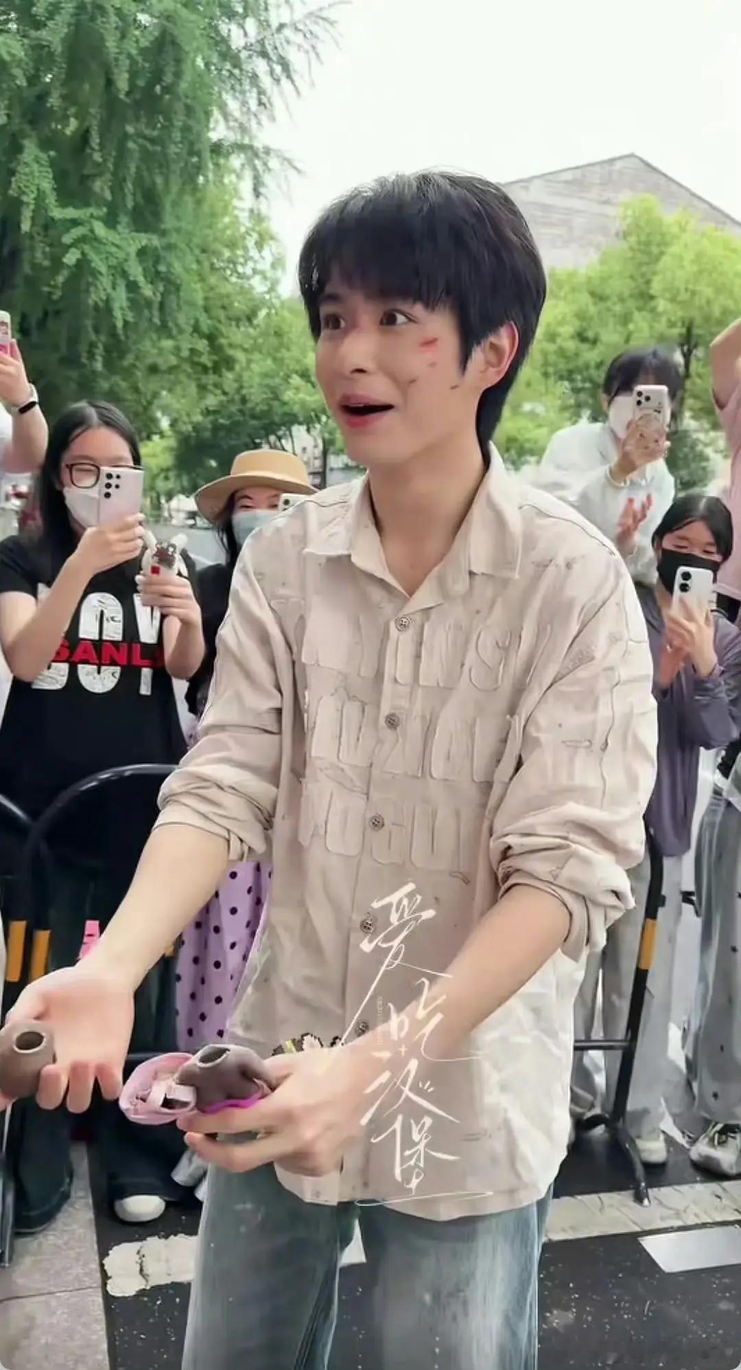 徐振轩把娜塔莎掰断了，这素在干啥 