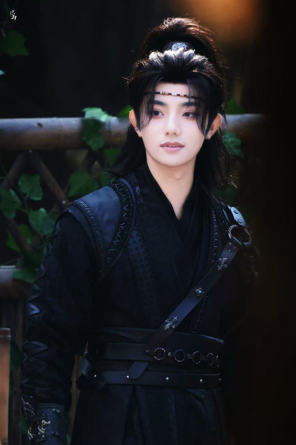 李振宁这个杀手不太冷李振宁《流星蝴蝶剑》孟星魂太贴！清冷眼神藏侠气，竹林打戏利落